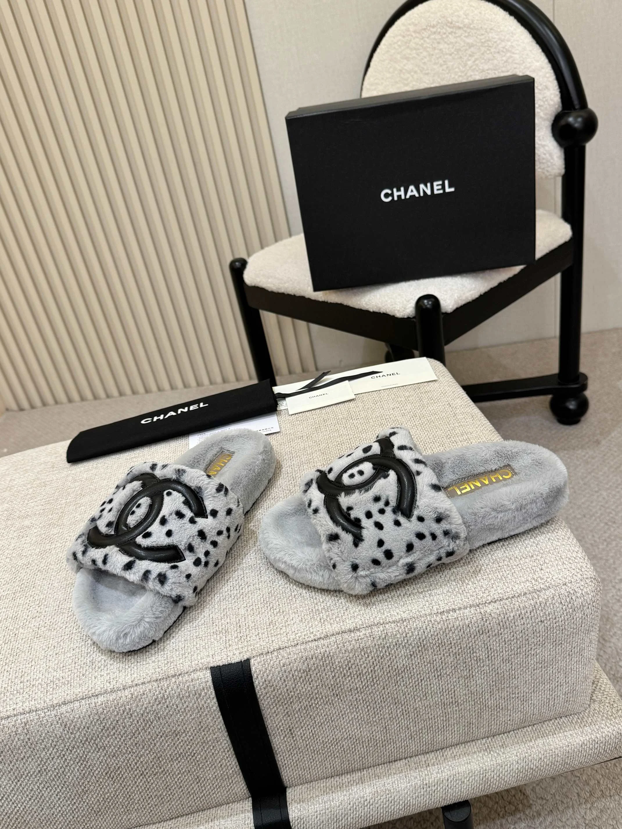 CHANEL Slippers Wool Grey-Black EU35-42 A80202609110516 - Image 5
