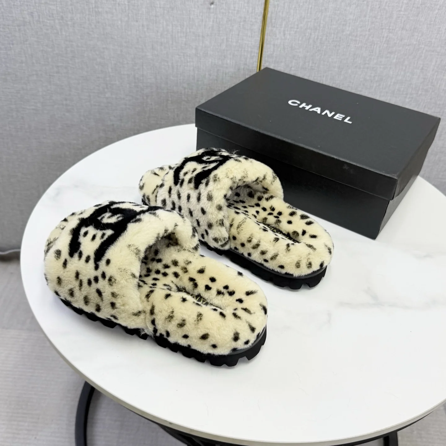 CHANEL Slippers Wool Rubber Cream-Black EU35-39 B60202609110590 - Image 7
