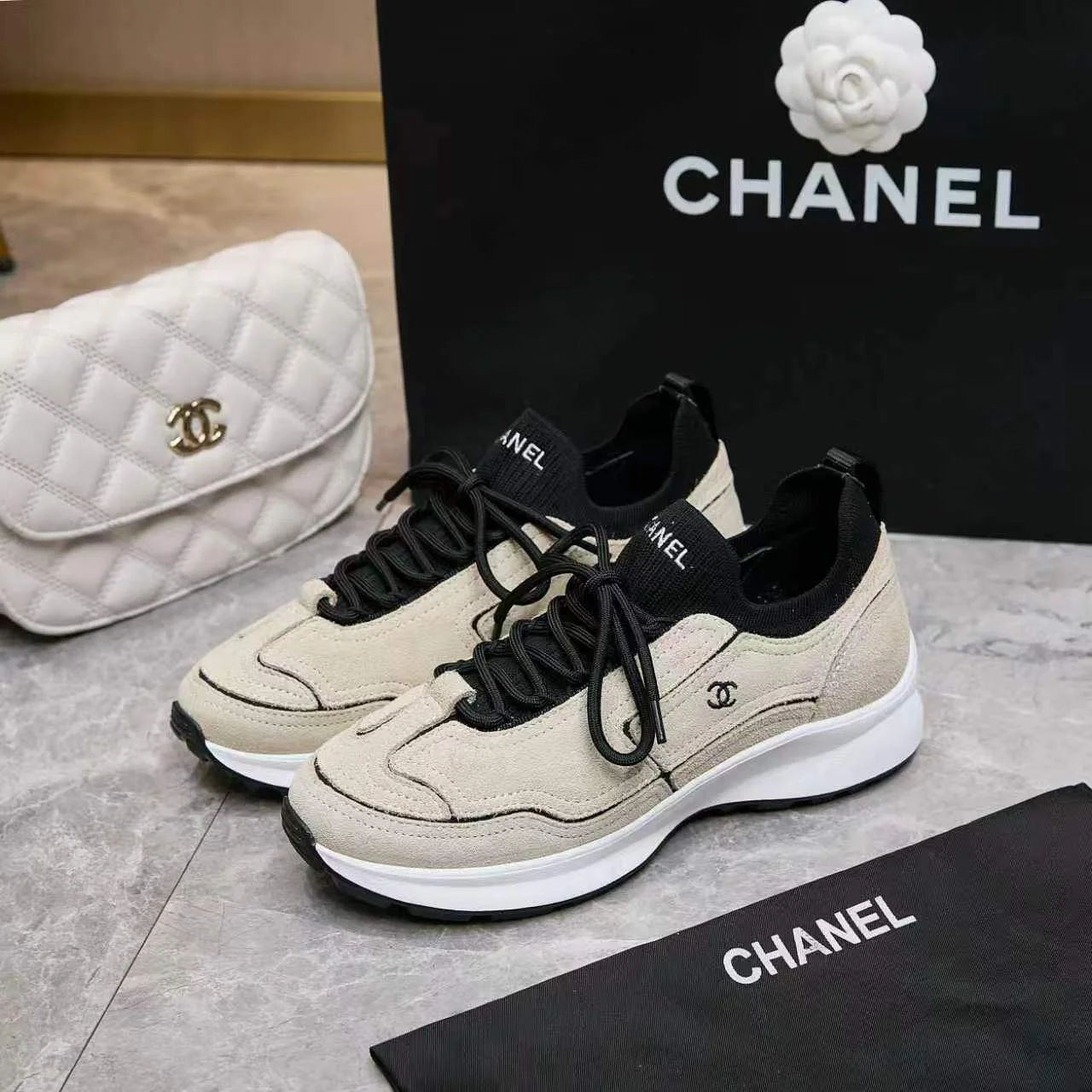 CHANEL Sneakers Beige-Black B80202609110573 - Image 4