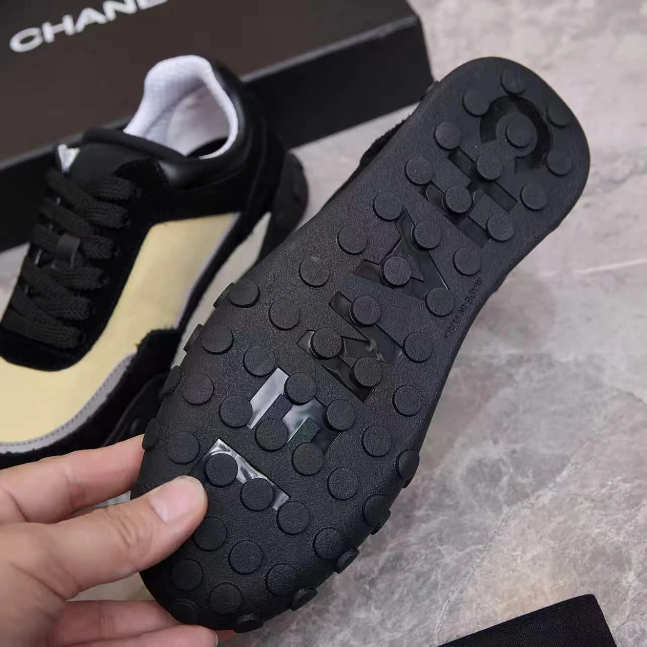 CHANEL Sneakers Leather Black-Beige EU35-41 B60202609110565 - Image 10