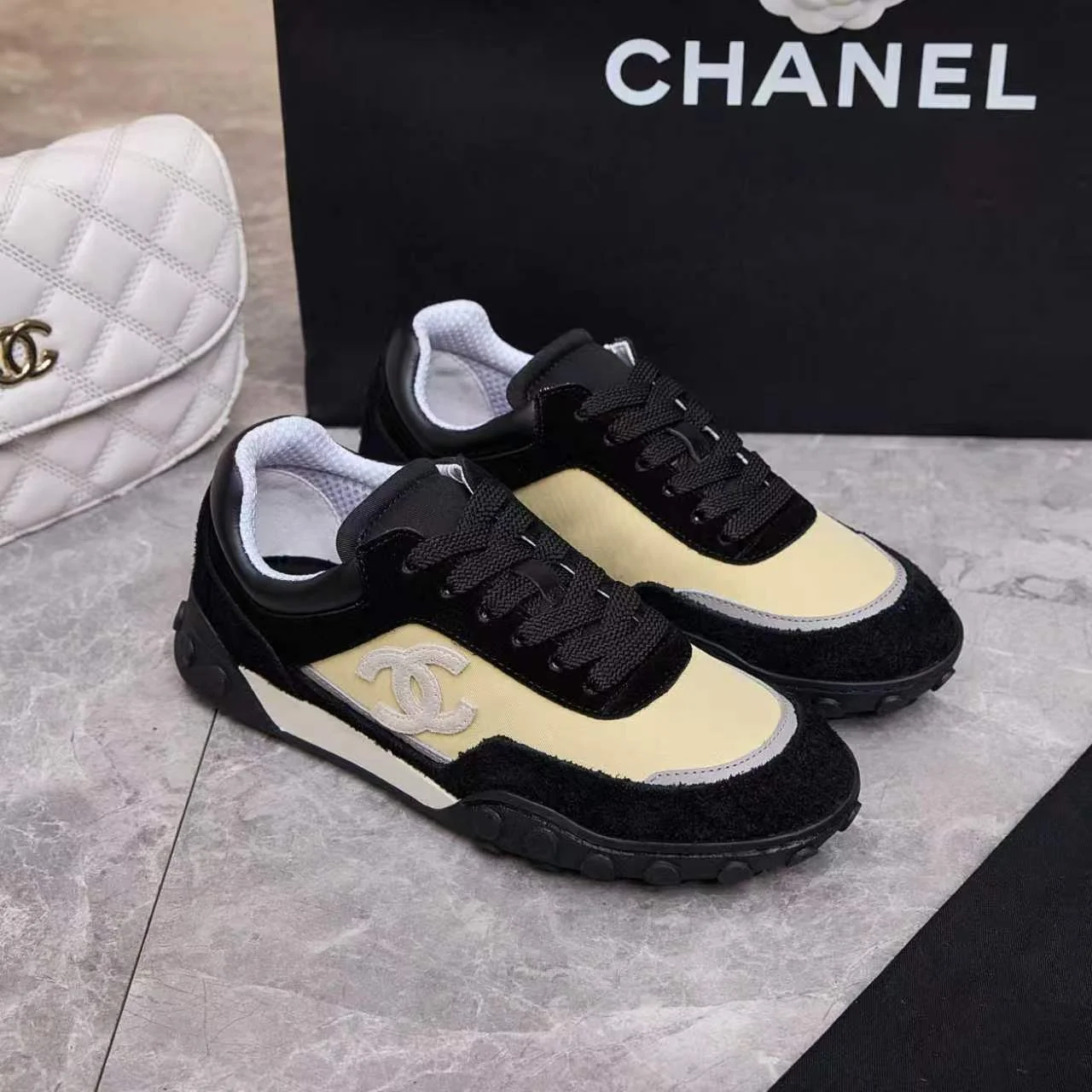 CHANEL Sneakers Leather Black-Beige EU35-41 B60202609110565 - Image 4
