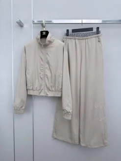 CHANEL Suits Beige S-L C30202609062647