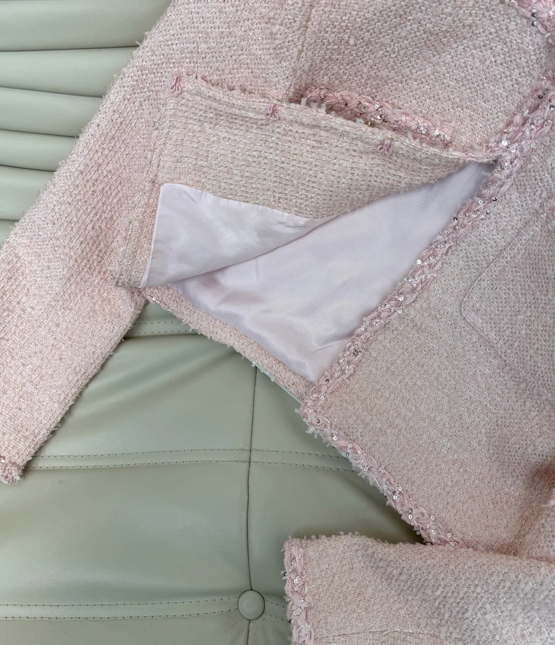 CHANEL Suits Tweed Pink S-M-L E70202609060257 - Image 6