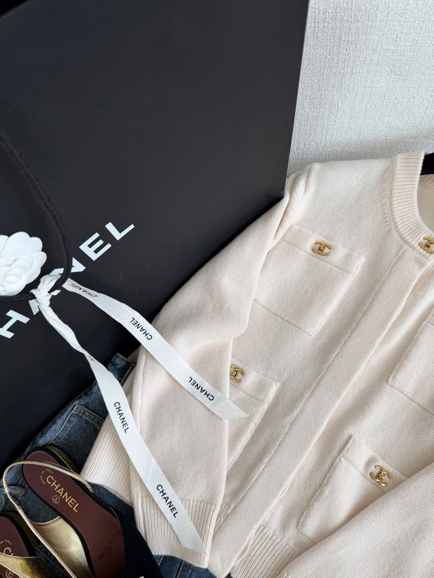 CHANEL Sweaters Beige-Gold S-L E05202609061059 - Image 3