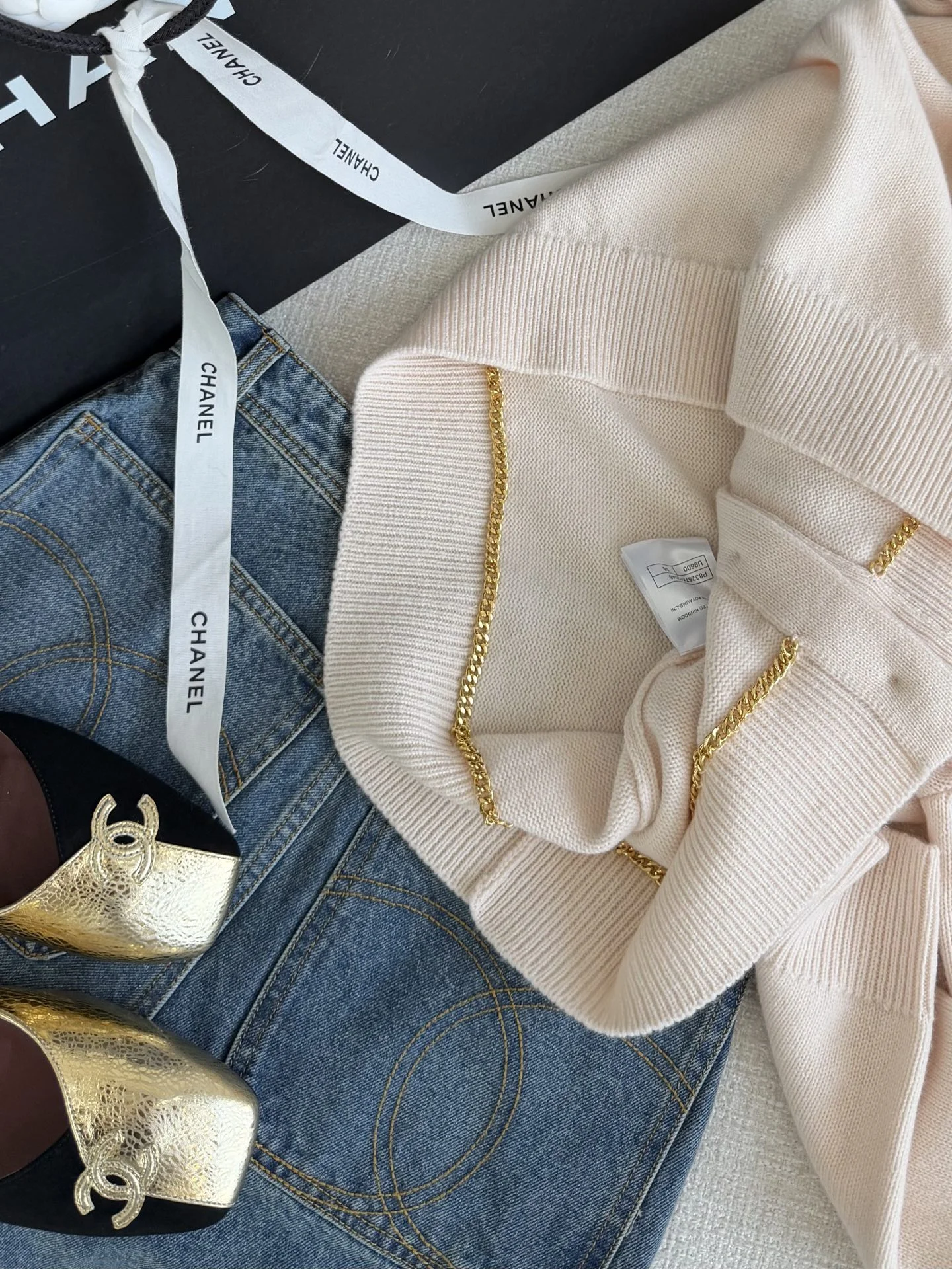 CHANEL Sweaters Beige-Gold S-L E05202609061059 - Image 6