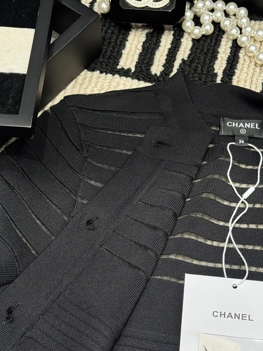 CHANEL Sweaters Black-Gold S-L C05202609061876 - Image 4