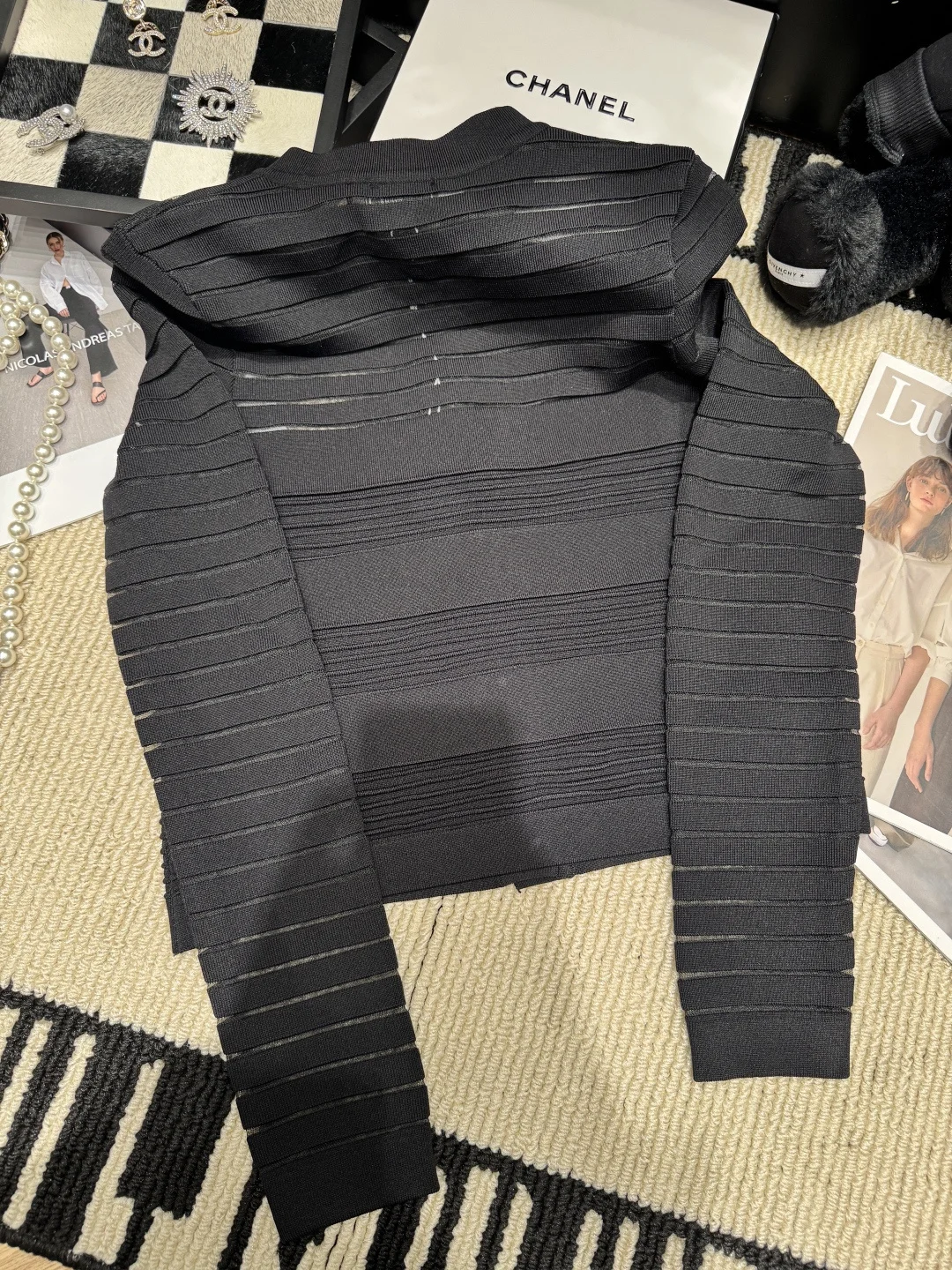 CHANEL Sweaters Black-Gold S-L C05202609061876 - Image 7