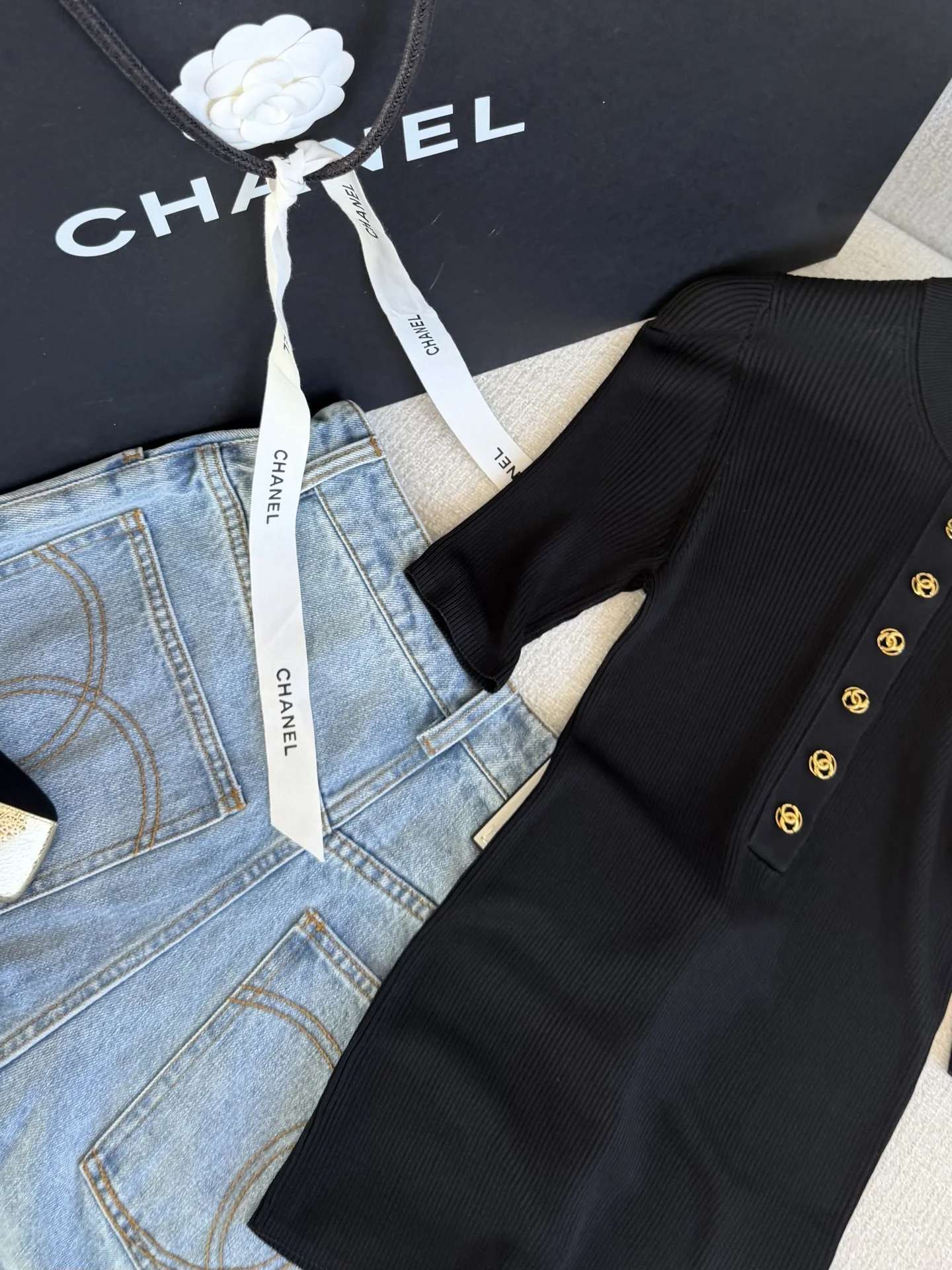CHANEL Sweaters Black-White-Gold S-L B70202609062343 - Image 4