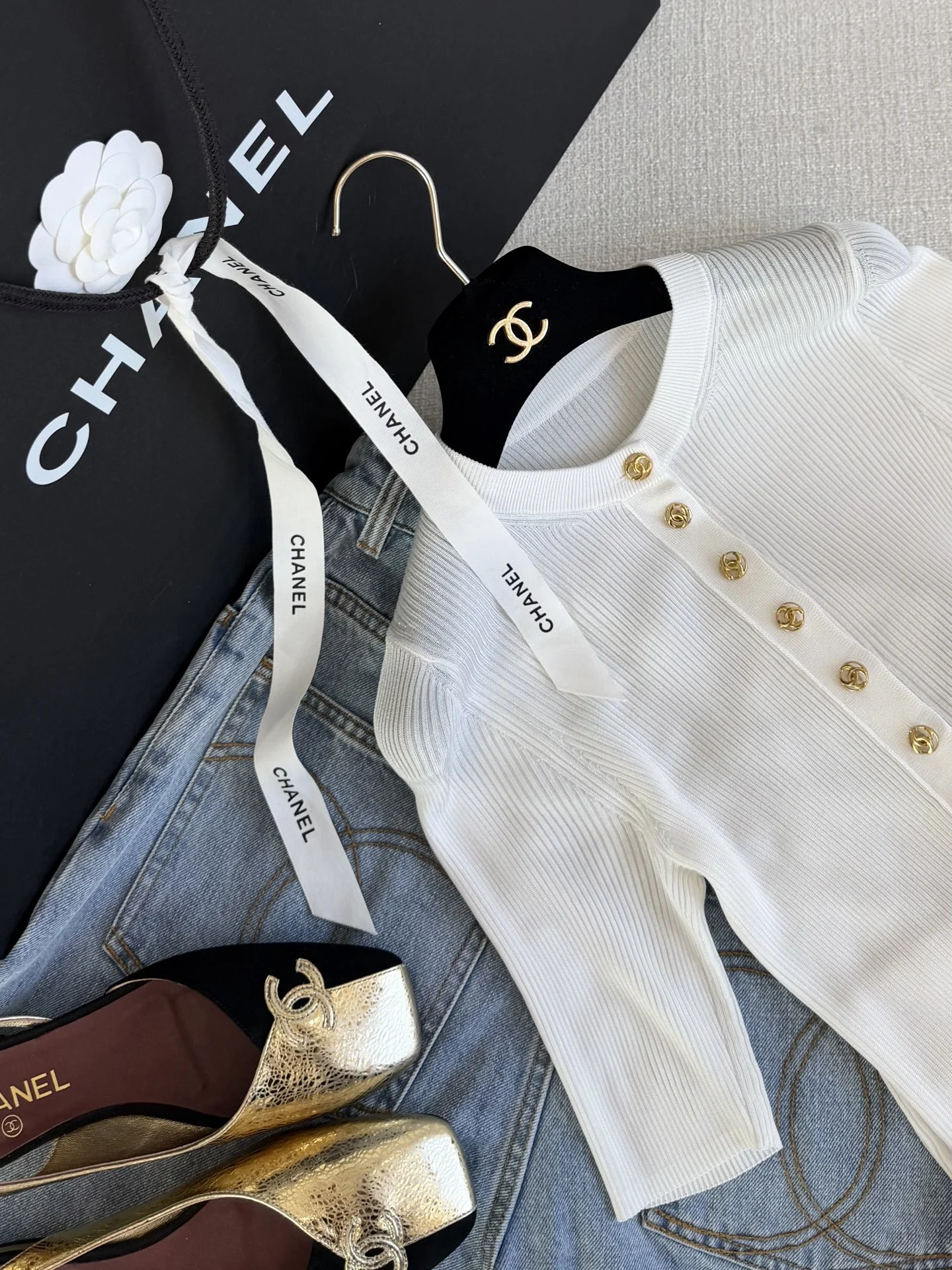 CHANEL Sweaters Black-White-Gold S-L B70202609062344 - Image 3