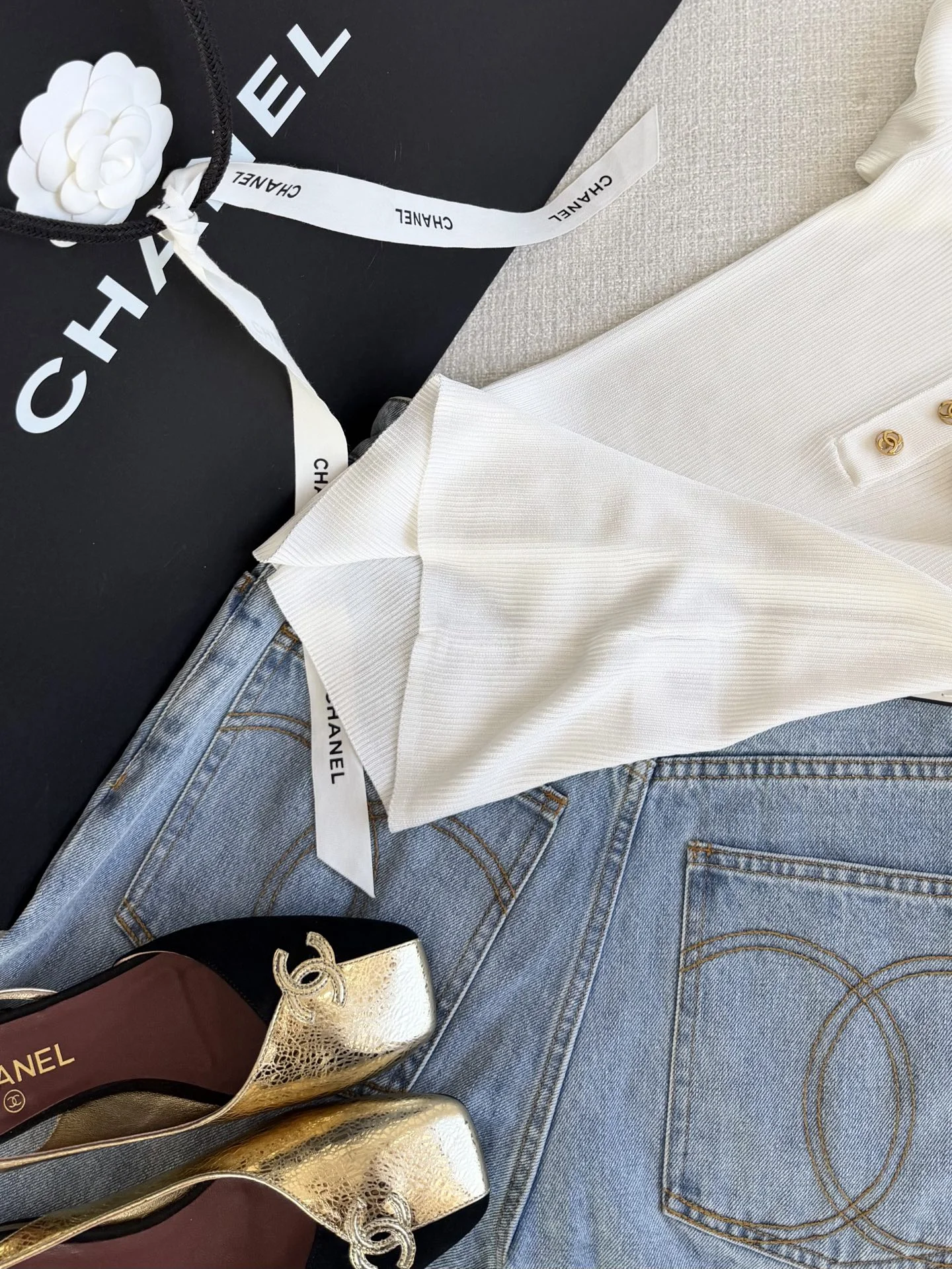 CHANEL Sweaters Black-White-Gold S-L B70202609062344 - Image 5