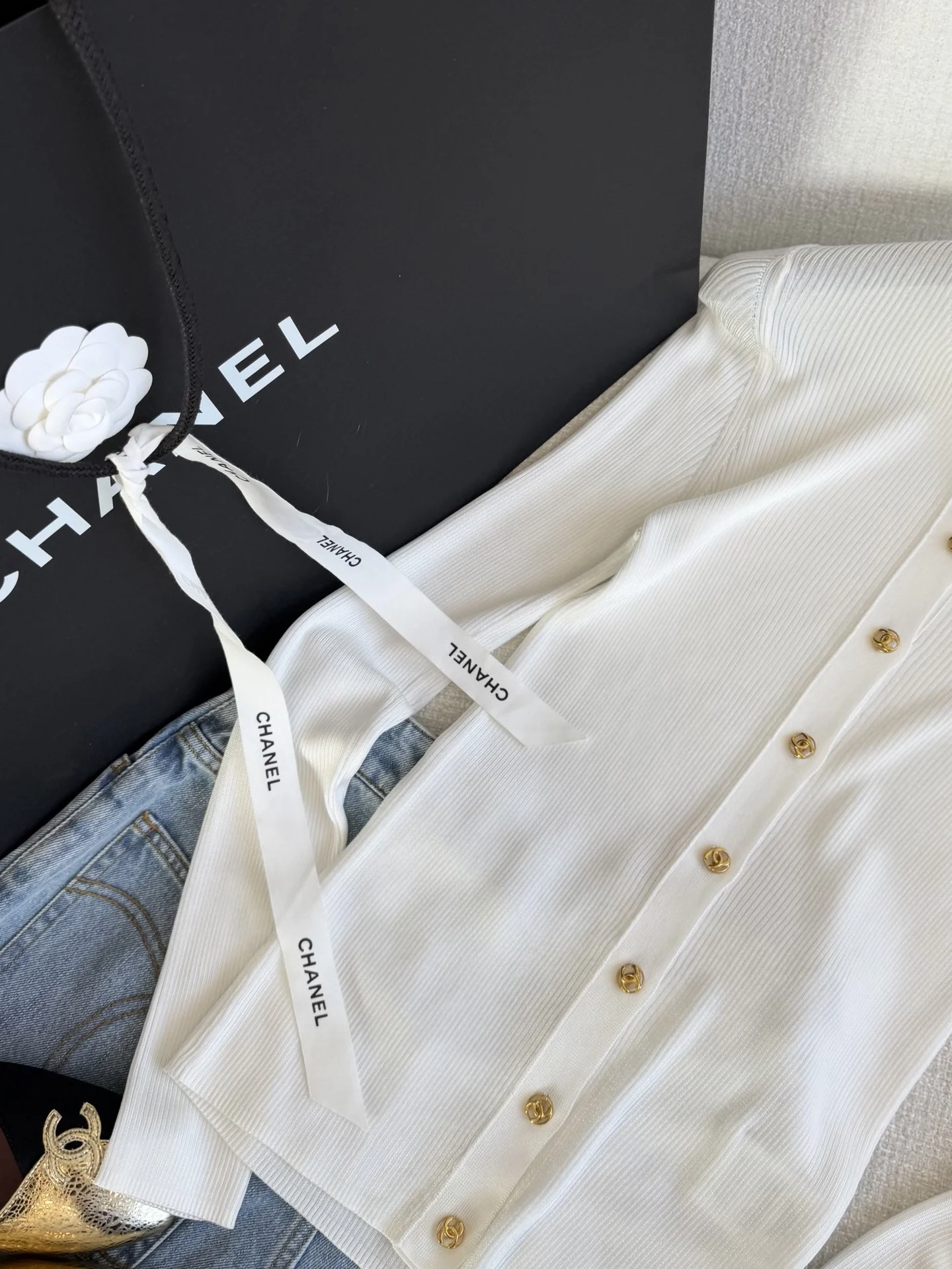 CHANEL Sweaters Black-White-Gold S-L B95202609062345 - Image 4
