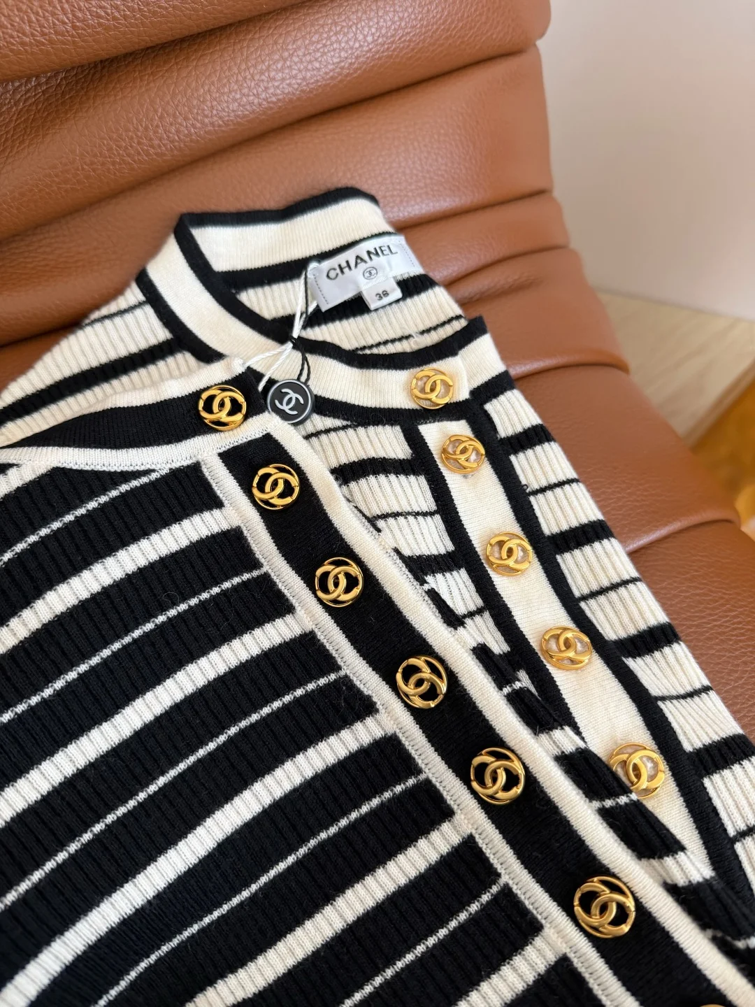 CHANEL Sweaters Black-White S-L B25202609062598 - Image 3