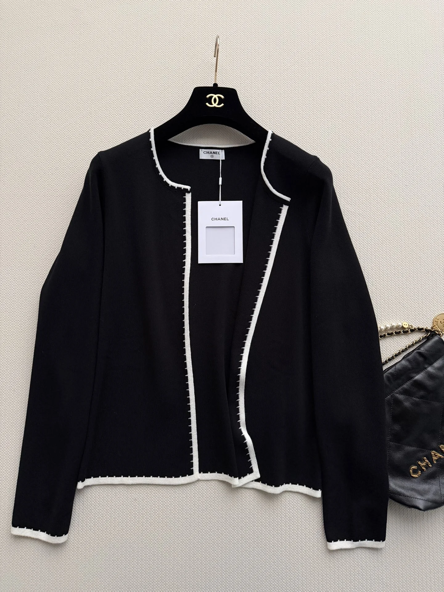 CHANEL Sweaters Black-White S-L B25202609063023 - Image 4