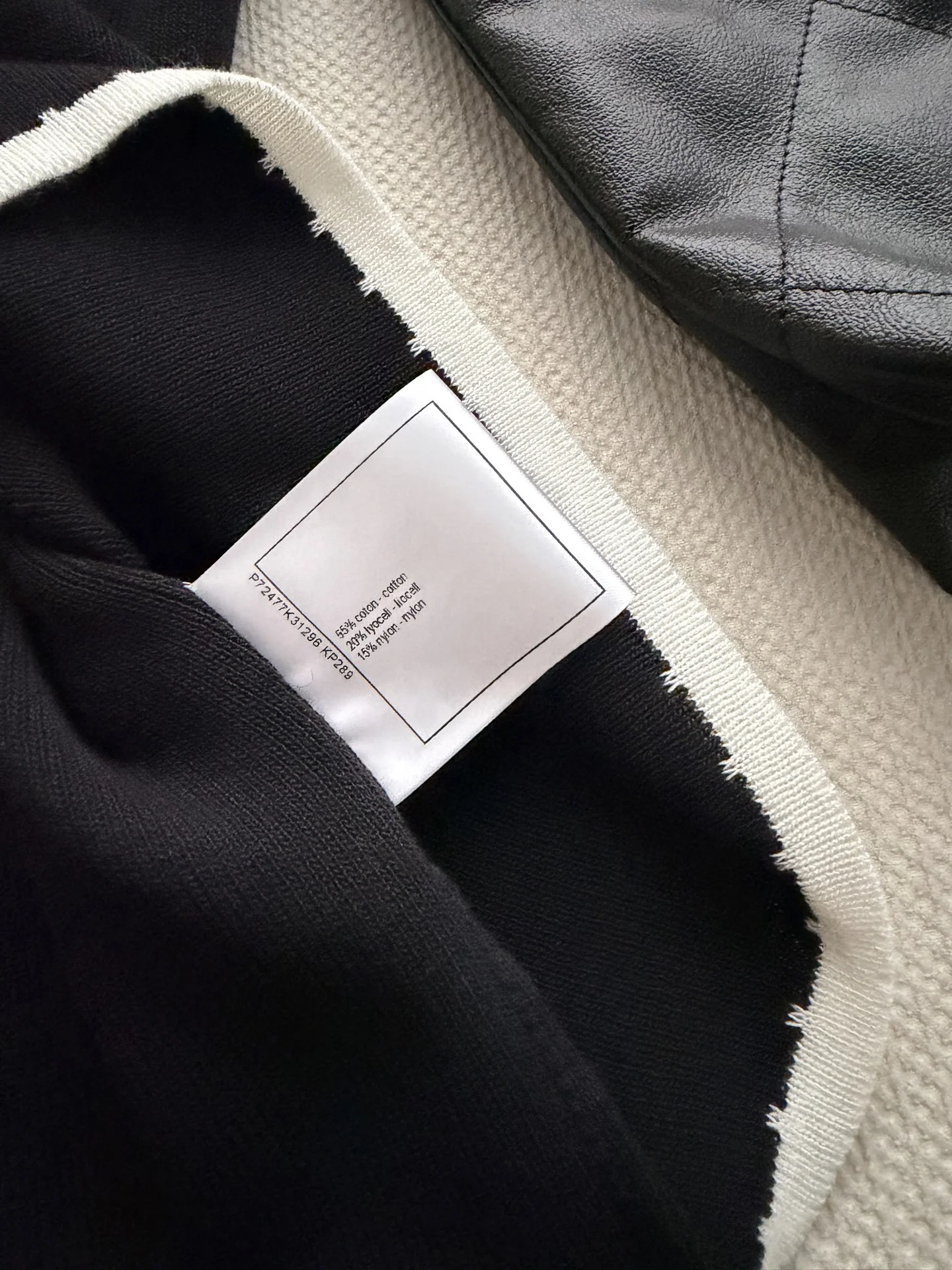 CHANEL Sweaters Black-White S-L B25202609063023 - Image 9