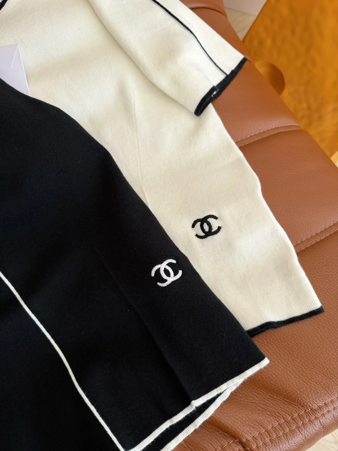 CHANEL Sweaters Black-White S-L B25202609063539 - Image 2