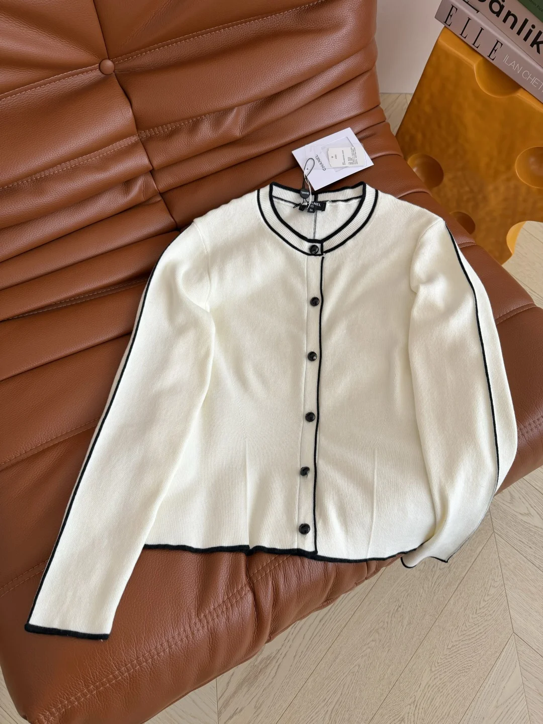 CHANEL Sweaters Black-White S-L B55202609060361 - Image 4