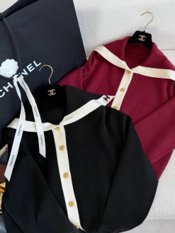 CHANEL Sweaters Cashmere Black-White-Gold-Burgundy S-L C75202609060289