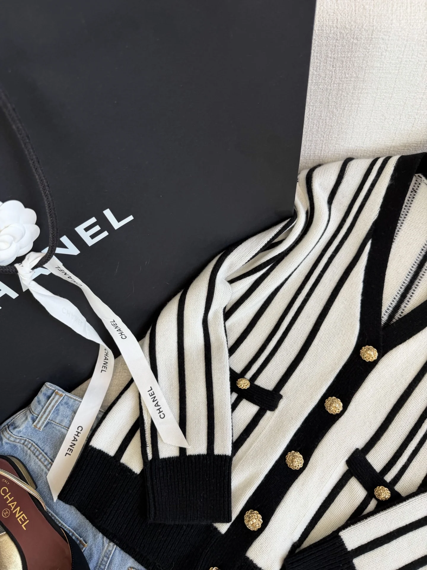 CHANEL Sweaters Cashmere Burgundy-White S-L C85202609060288 - Image 4