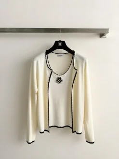 CHANEL Sweaters Cream-Black S-L B25202609063024