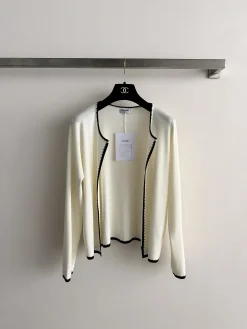 Alternative view of CHANEL Sweaters Cream-Black S-L B25202609063024