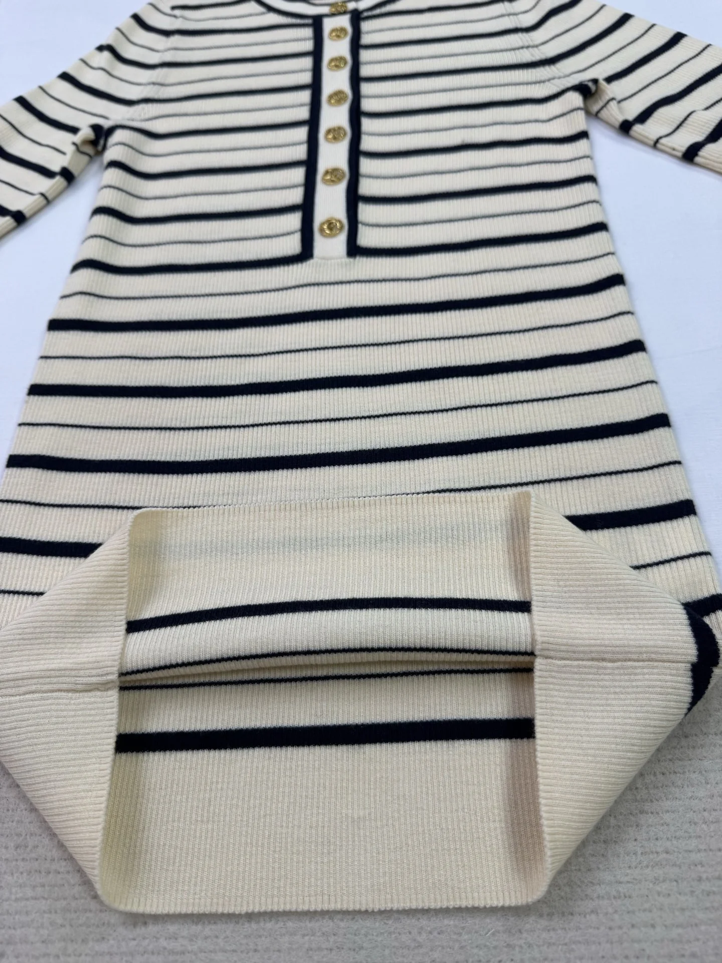 CHANEL Sweaters Cream-Black S-L C45202609061754 - Image 10