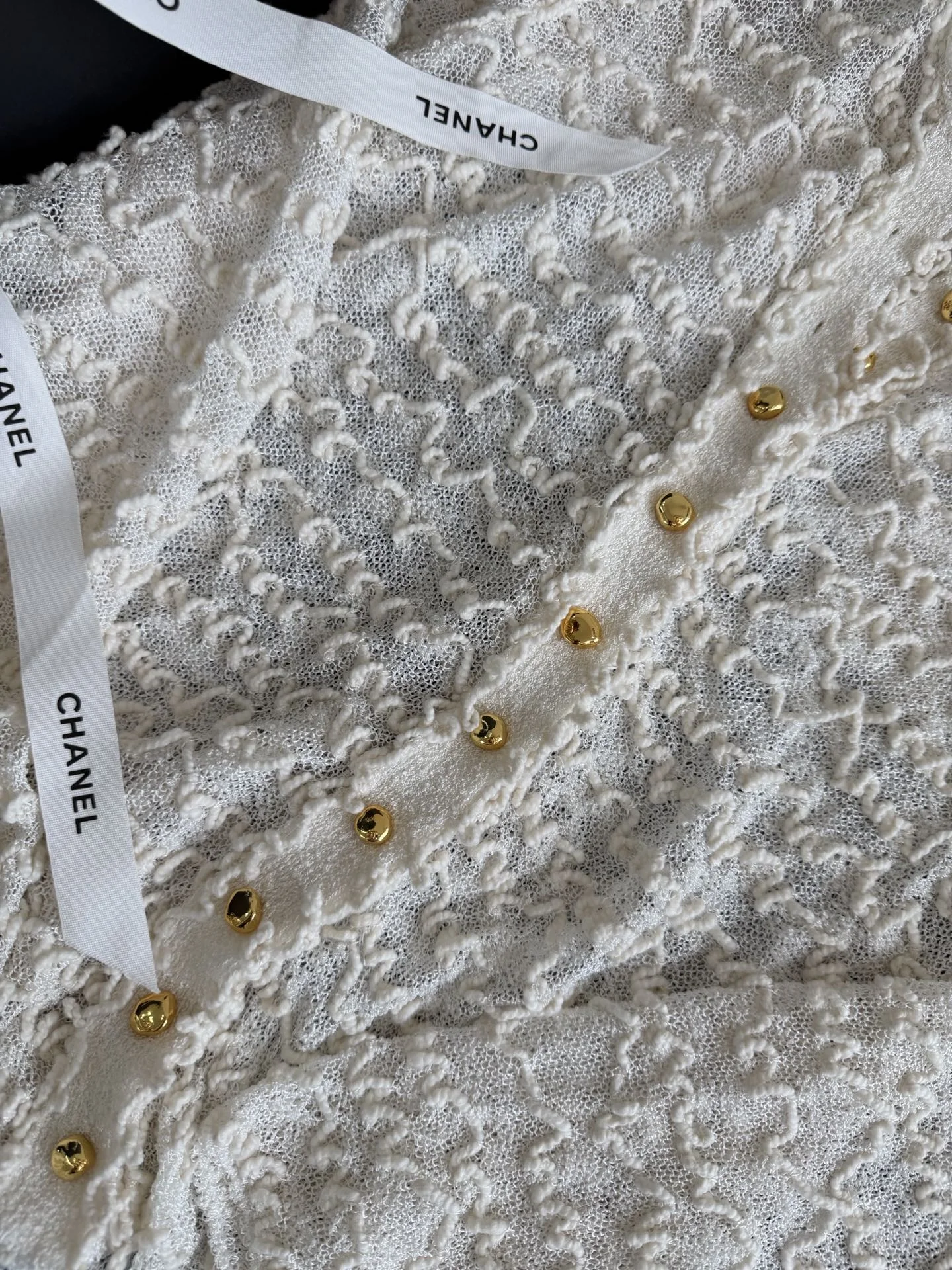 CHANEL Sweaters Jacquard Knit White-Gold S-L C15202609060283 - Image 4