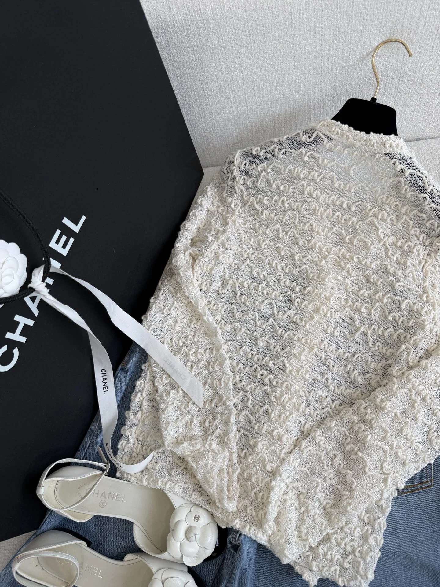 CHANEL Sweaters Jacquard Knit White-Gold S-L C15202609060283 - Image 9