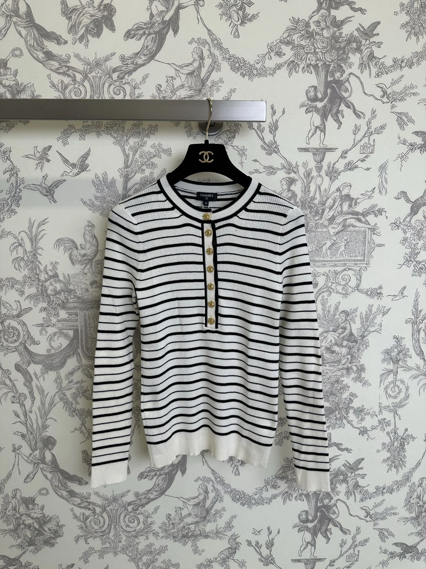 CHANEL Sweaters White-Black S-L B05202609062769 - Image 3