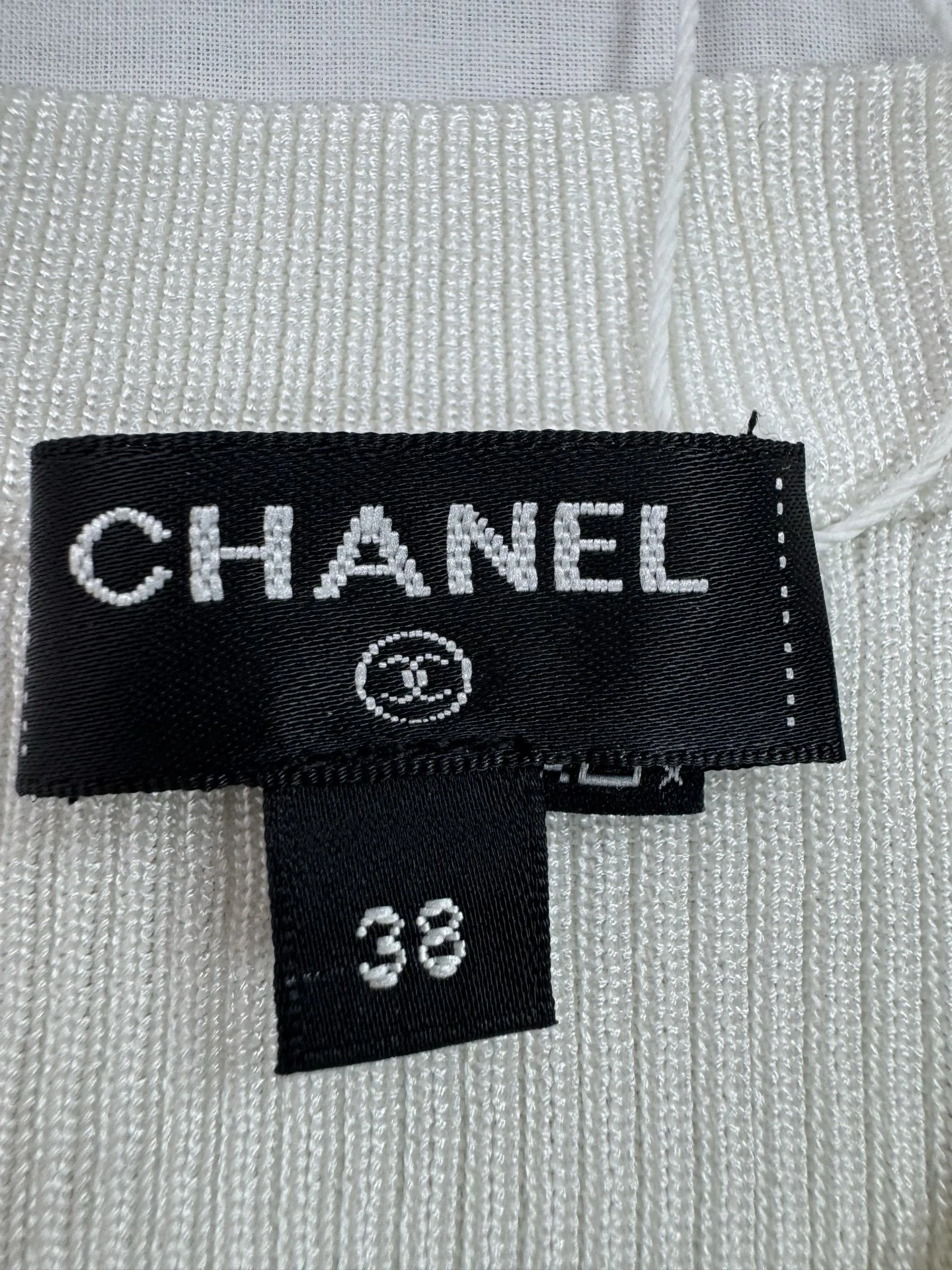 CHANEL Sweaters White-Gold S-L C05202609063142 - Image 3