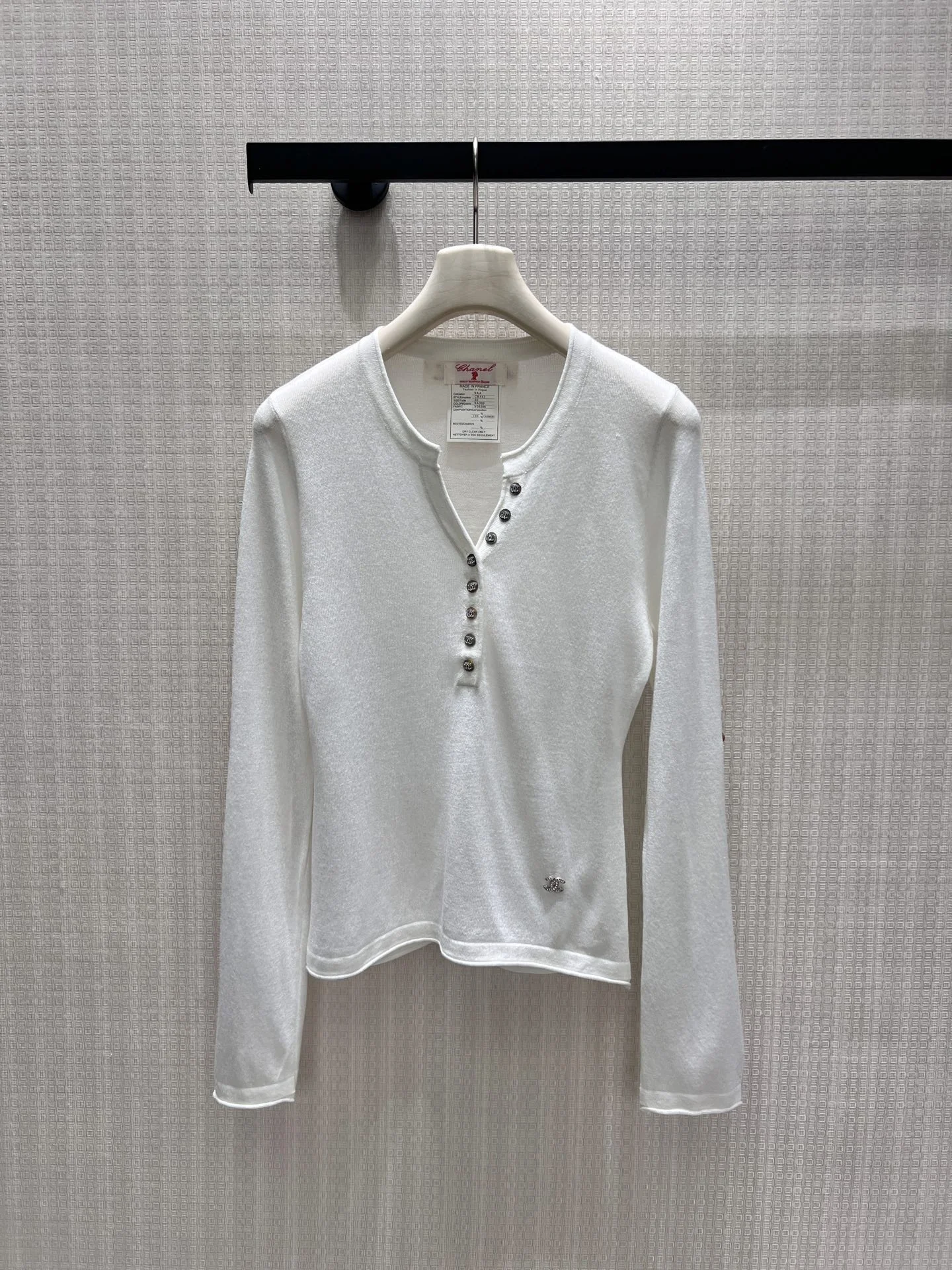 CHANEL Sweaters White-Gray S-L B25202609060725