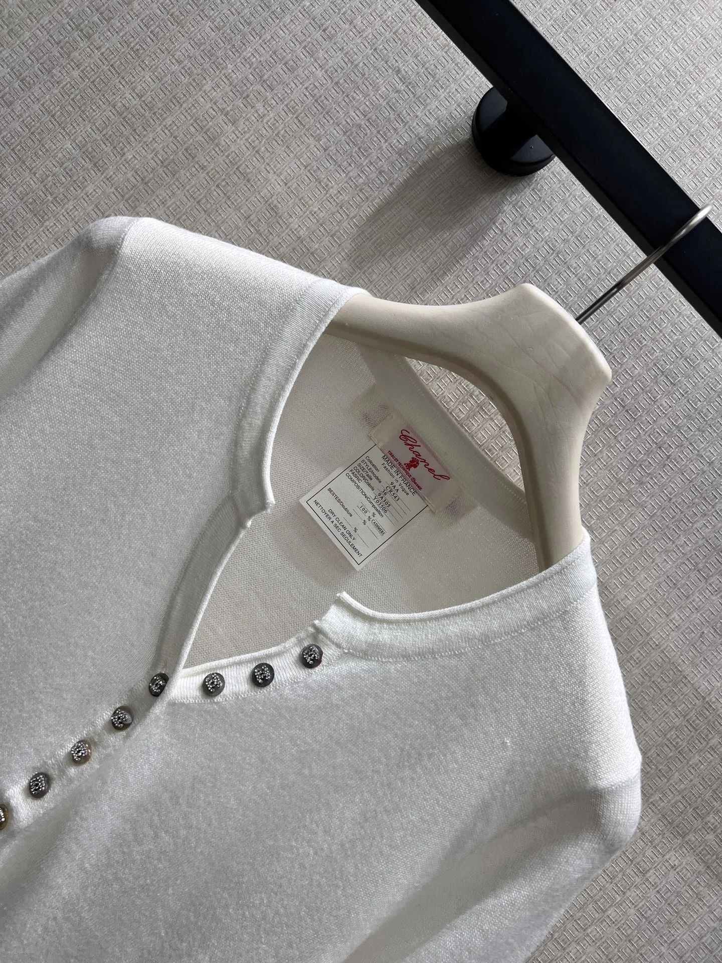 CHANEL Sweaters White-Gray S-L B25202609060725 - Image 3