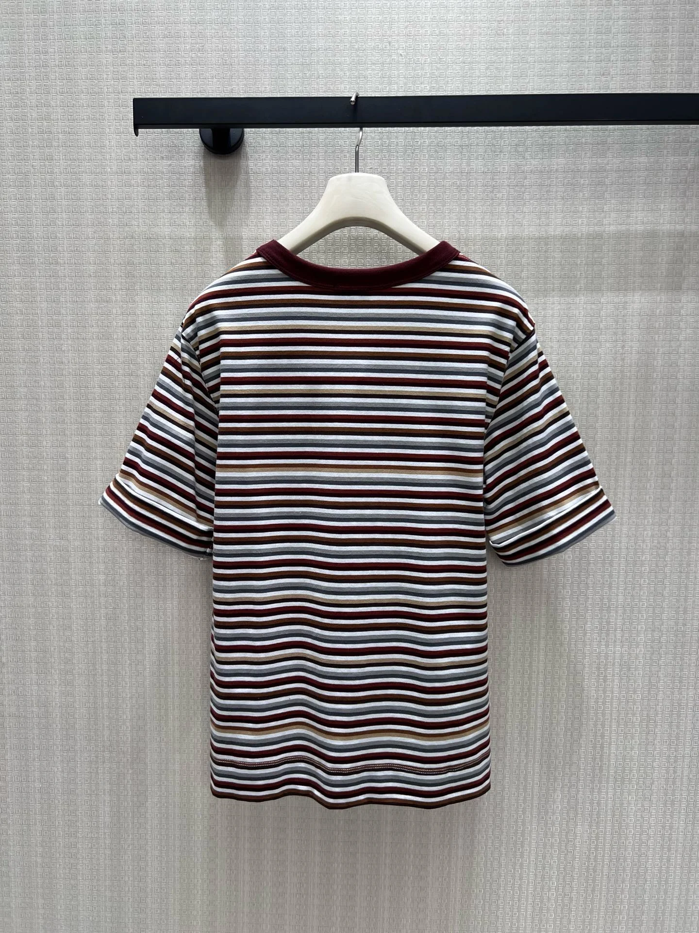 CHANEL T-shirts Maroon-Gray S-L B25202609061857 - Image 2