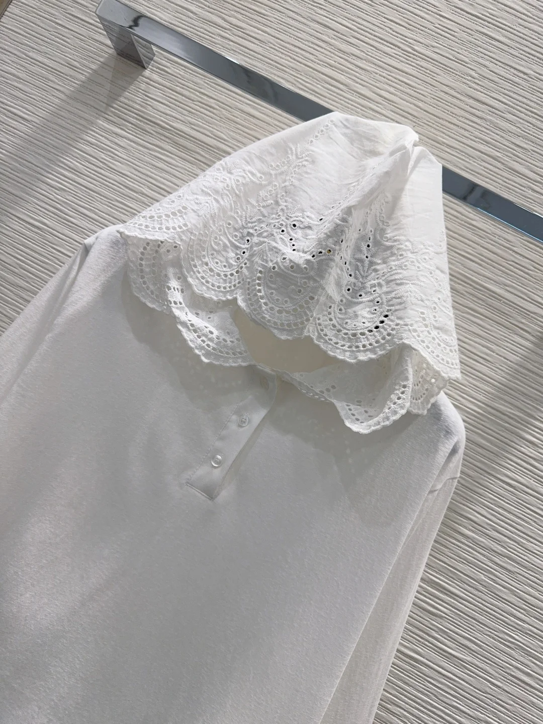 CHANEL T-shirts White-Black S-L B05202609062874 - Image 2
