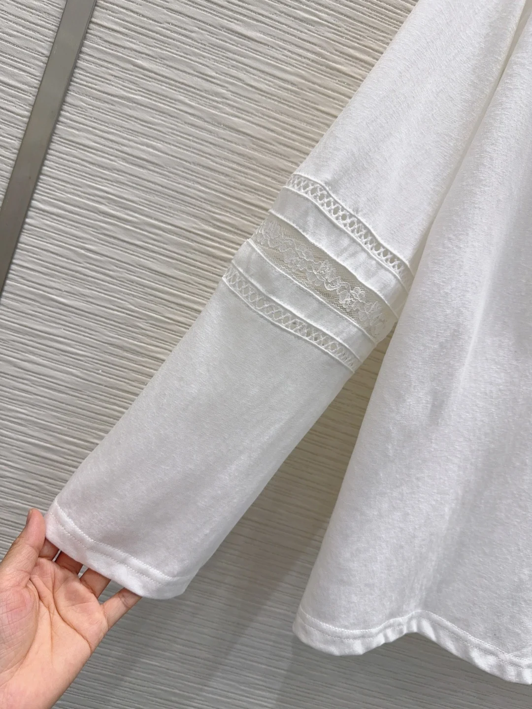 CHANEL T-shirts White-Black S-L B05202609062874 - Image 6