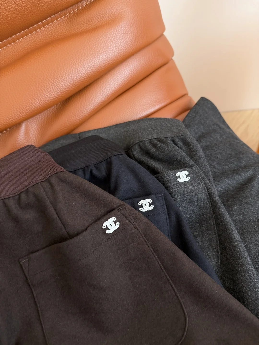 CHANEL Trousers Black-Brown-Gray S-L B55202609061745 - Image 2