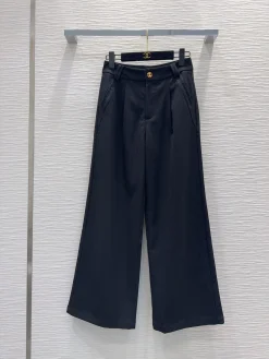 CHANEL Trousers Black-Gold S-L B65202609062877