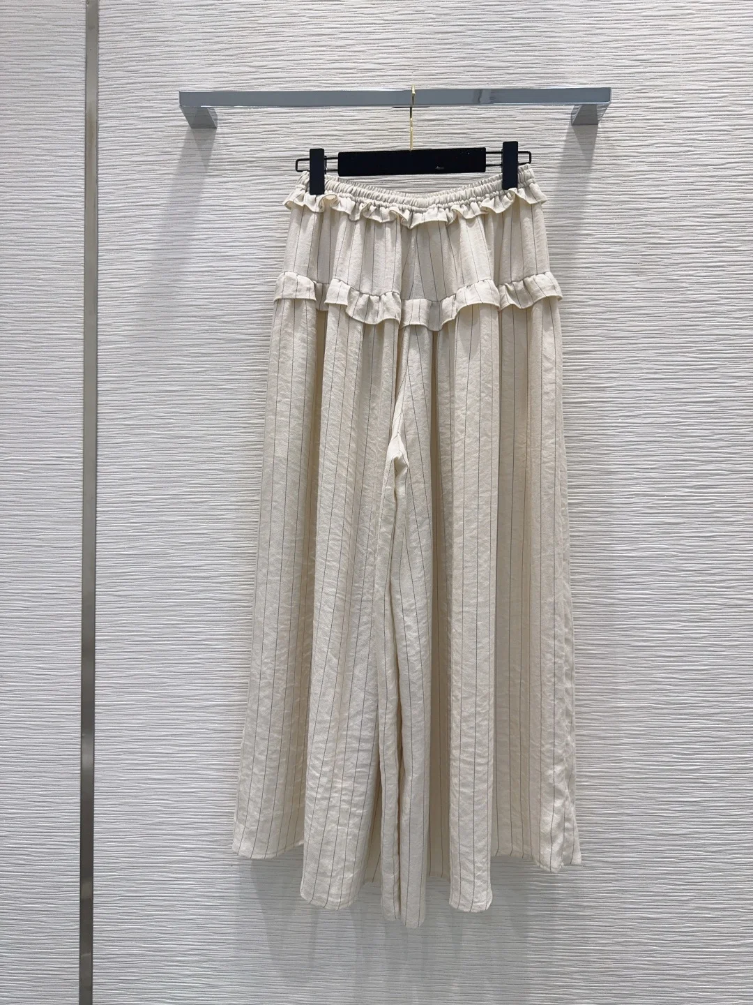 CHANEL Trousers Cream-Black S-M-L B40202609062900 - Image 9