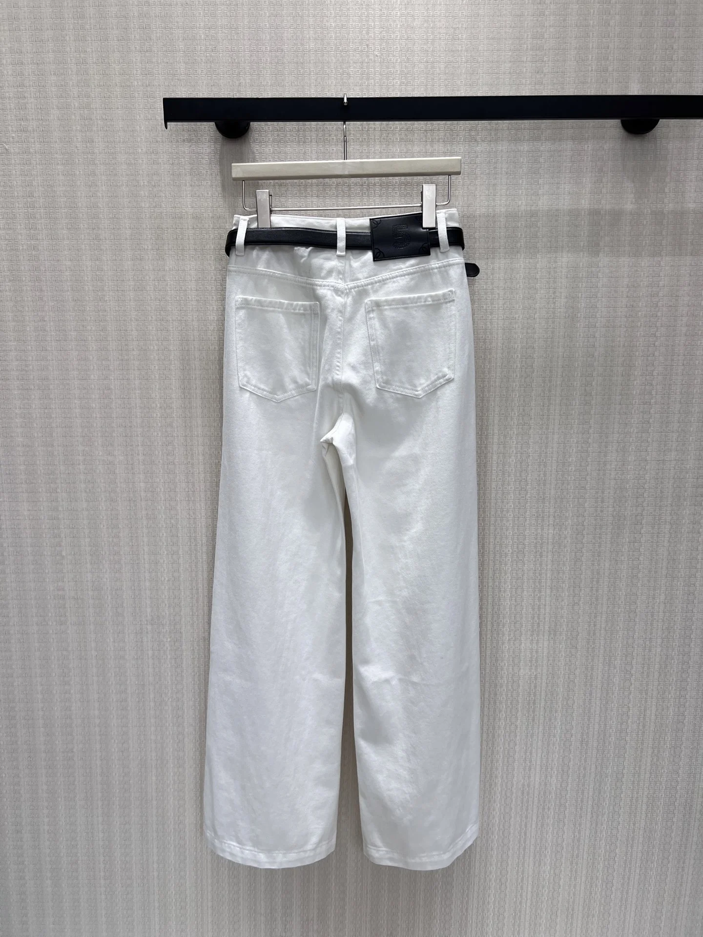 CHANEL Trousers Denim White-Black S-L B45202609062544 - Image 2