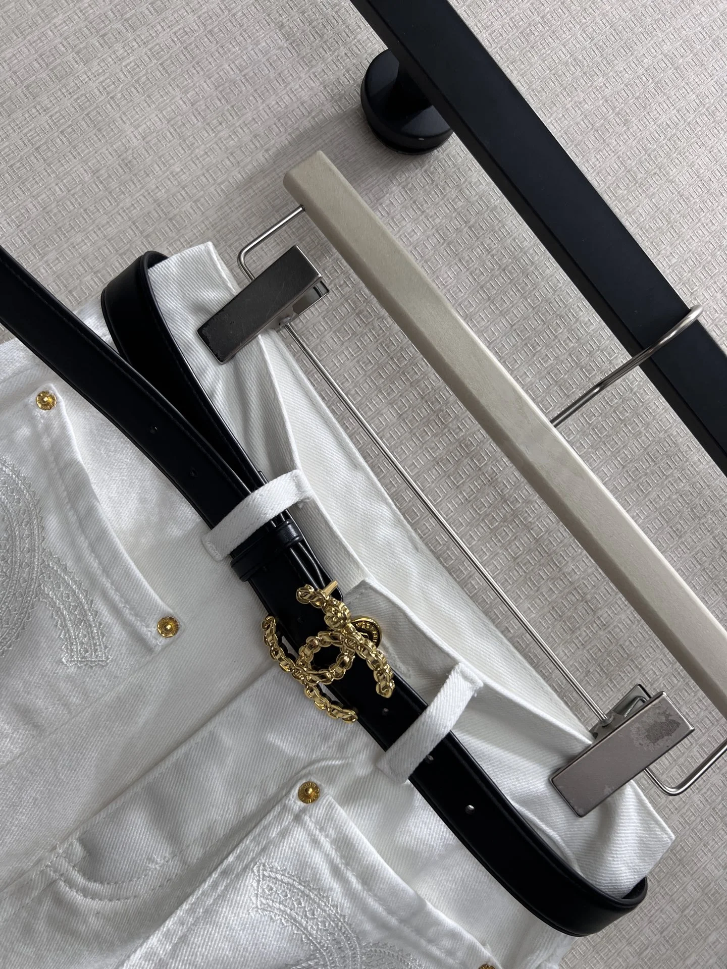 CHANEL Trousers Denim White-Black S-L B45202609062544 - Image 3