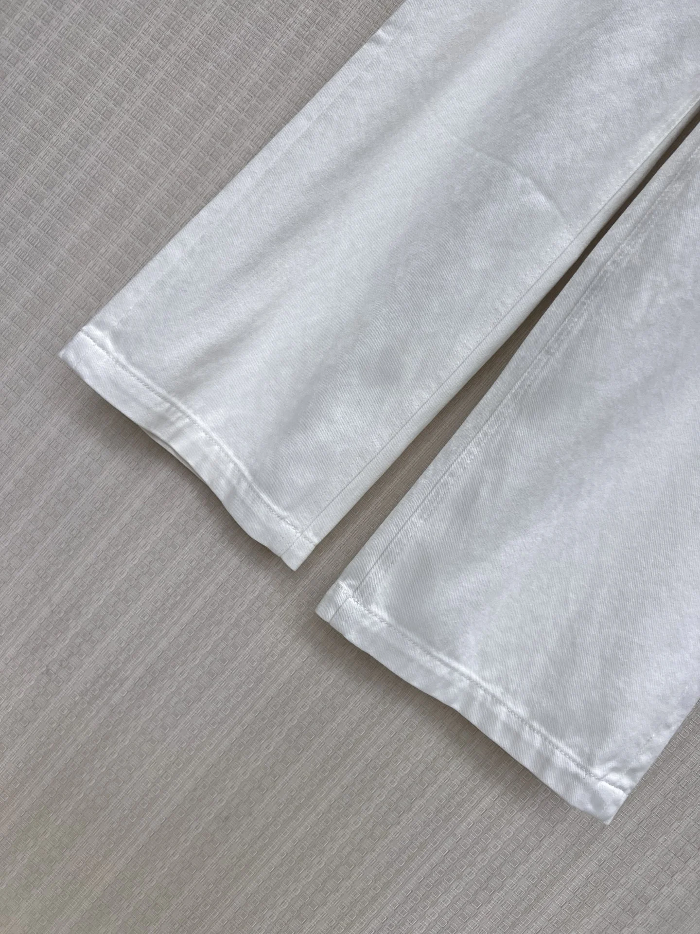 CHANEL Trousers Denim White-Black S-L B45202609062544 - Image 7