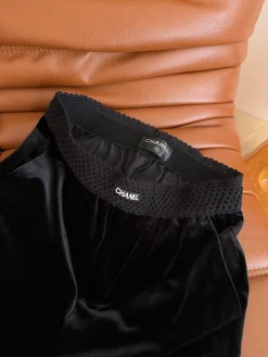 Alternative view of CHANEL Trousers Velvet Black S-L B55202609063060
