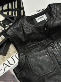 Alternative view of CHANEL Vests Black S-L D35202609061867
