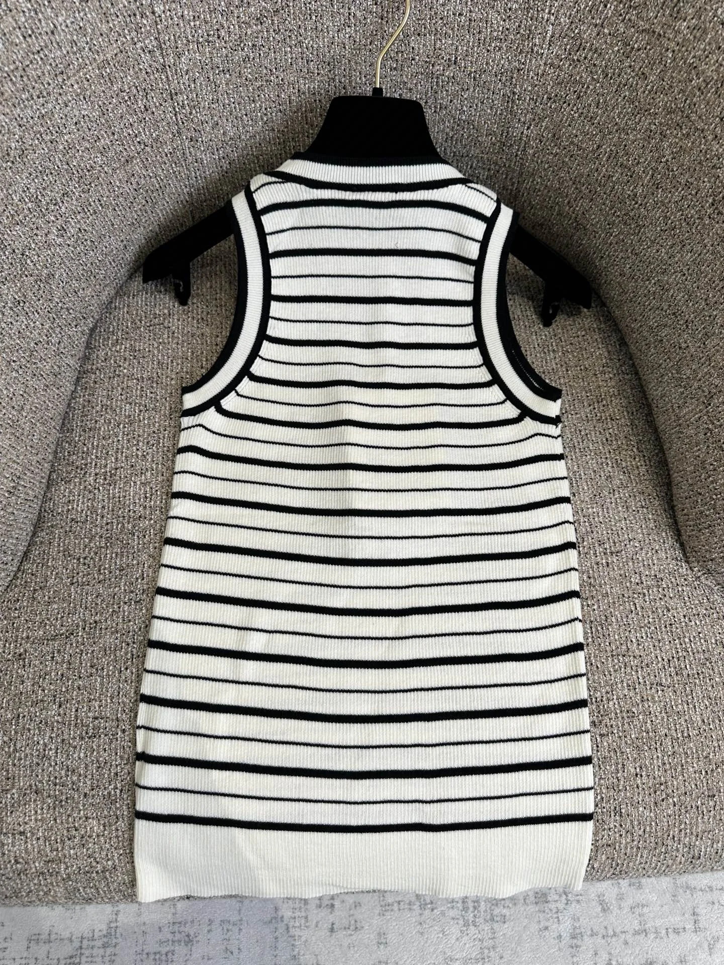 CHANEL Vests Knit White-Black S-M-L A85202609062770 - Image 3