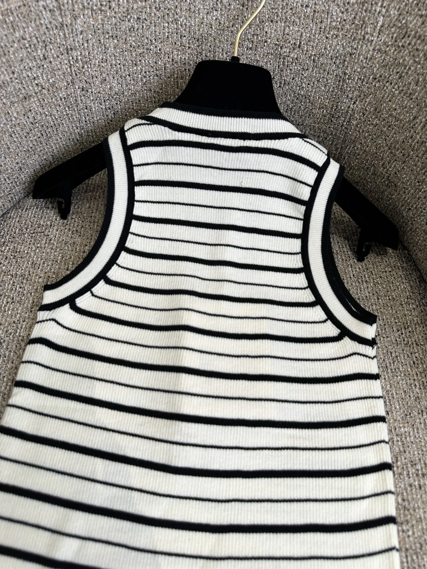 CHANEL Vests Knit White-Black S-M-L A85202609062770 - Image 4