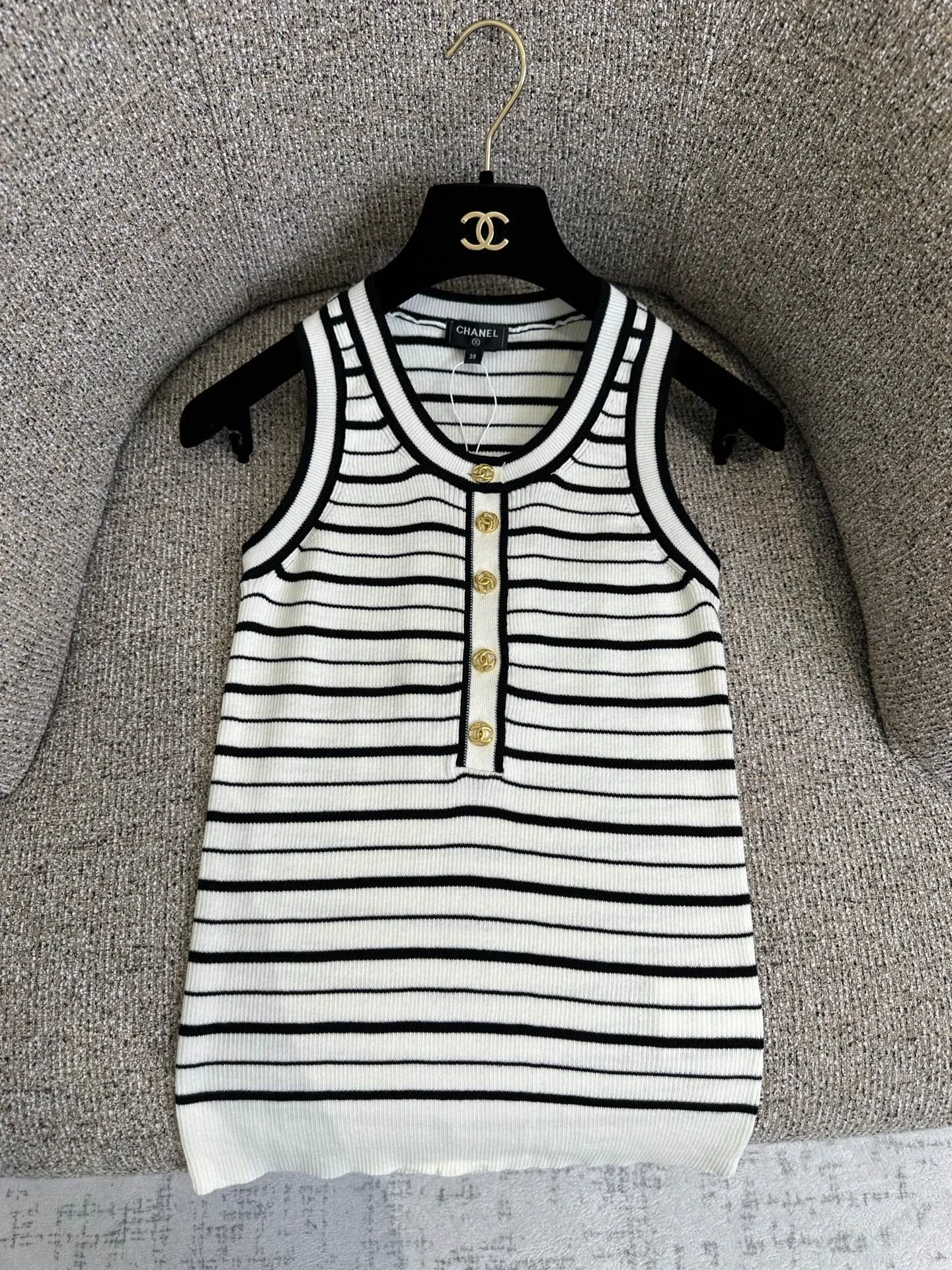 CHANEL Vests Knit White-Black S-M-L A85202609062770 - Image 6