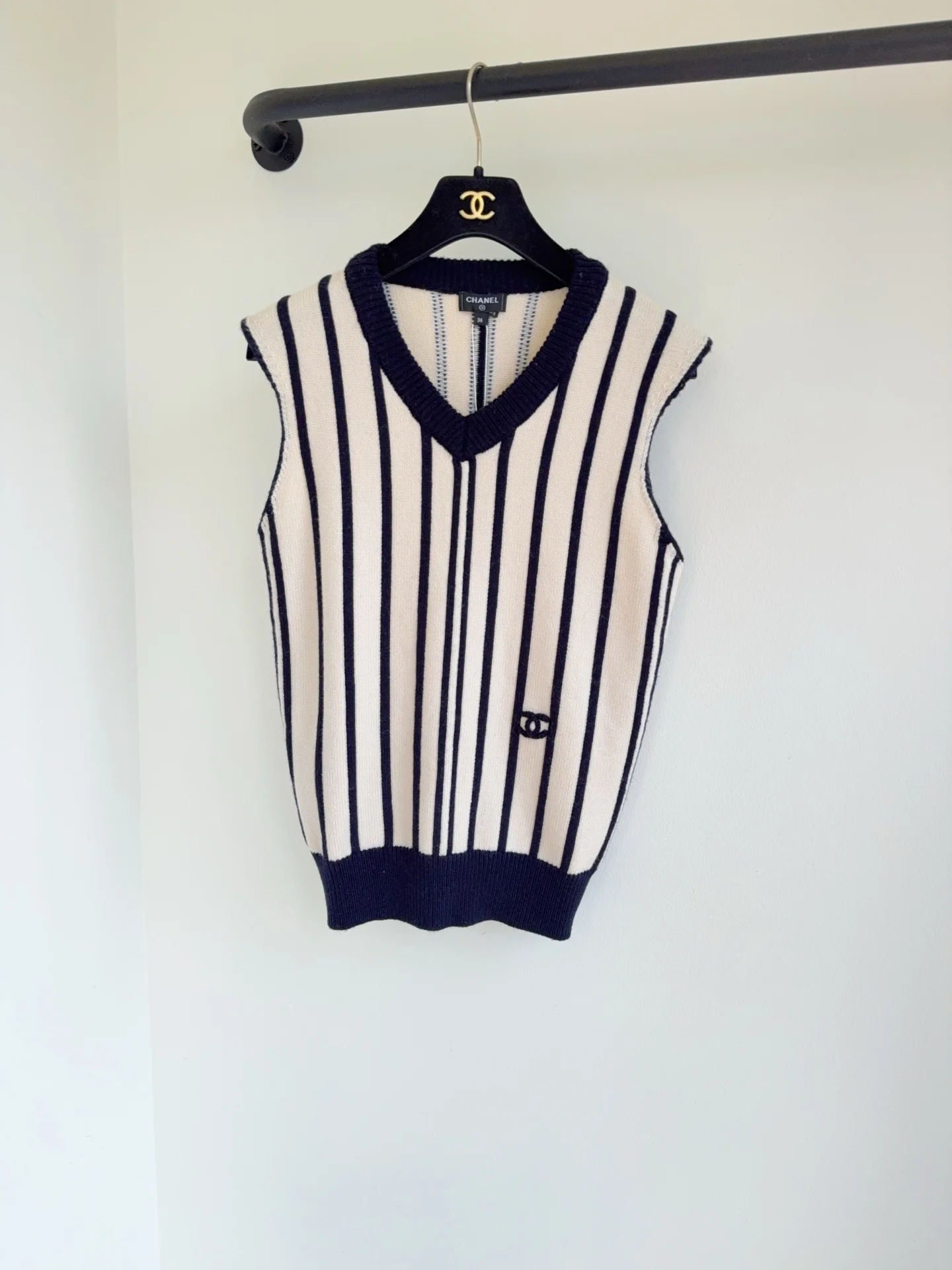CHANEL Vests Wool Cashmere Cream-Navy 36-40 C30202609062866