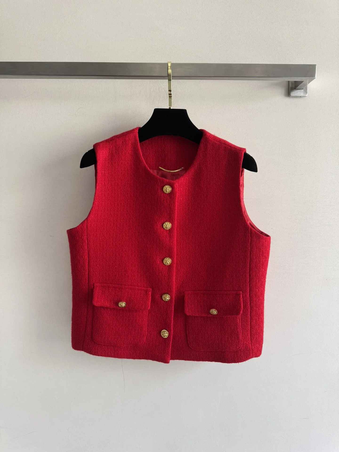 CHANEL Vests Wool Red-Gold S-L B85202609061585
