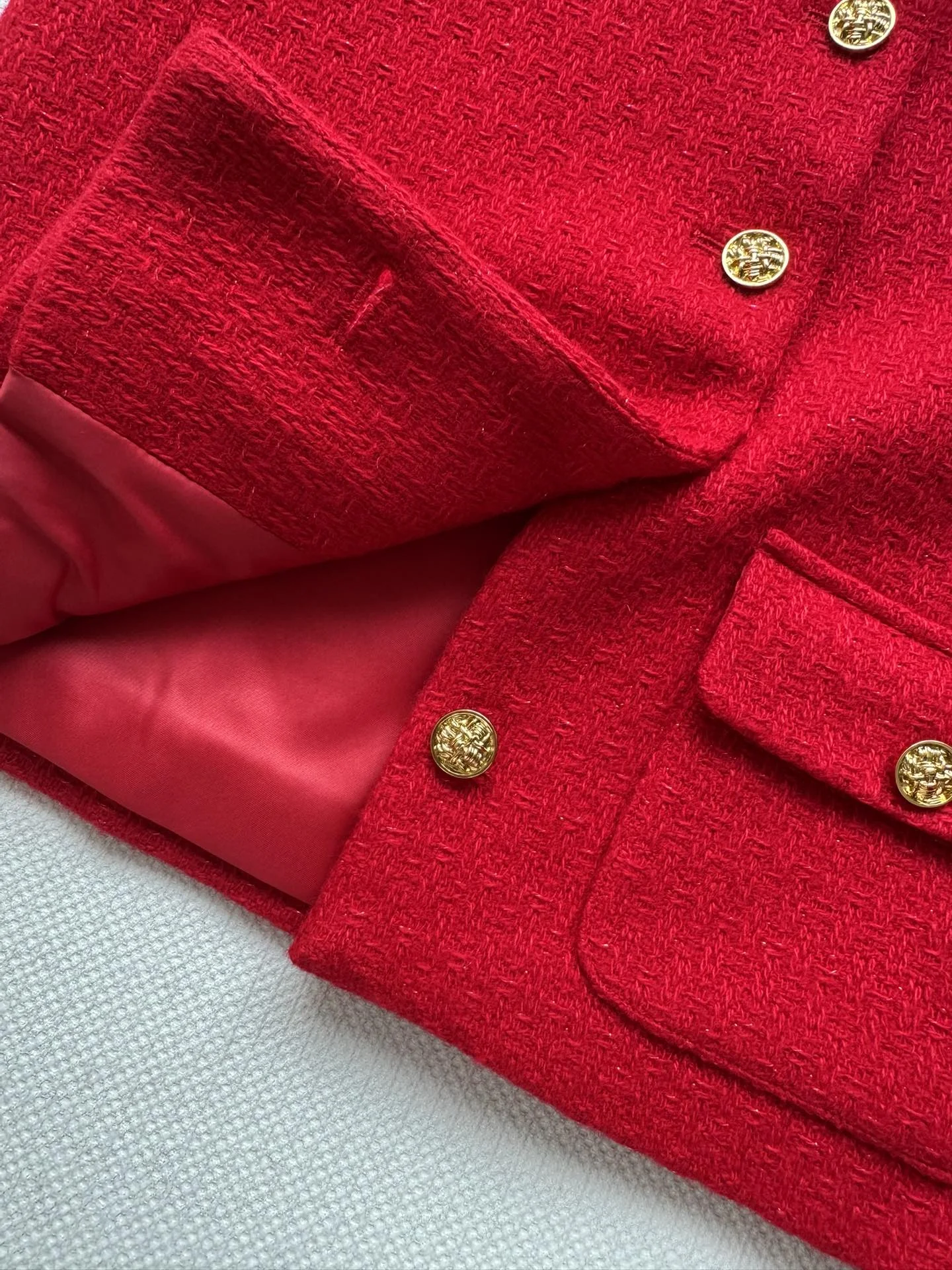 CHANEL Vests Wool Red-Gold S-L B85202609061585 - Image 6