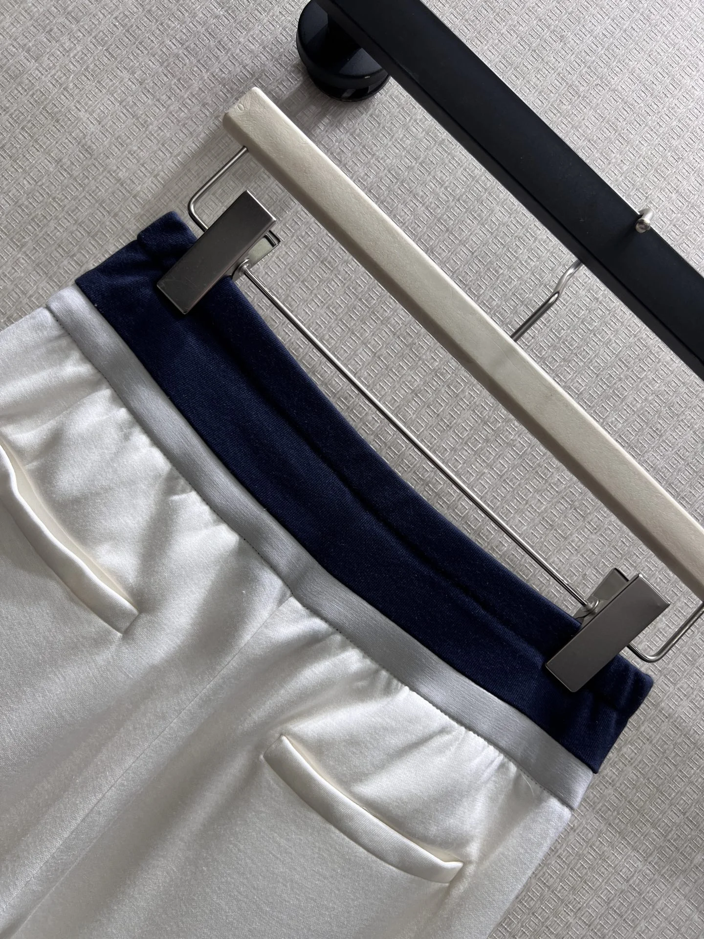 CHLOE Trousers White-Navy S-L B10202609061834 - Image 4