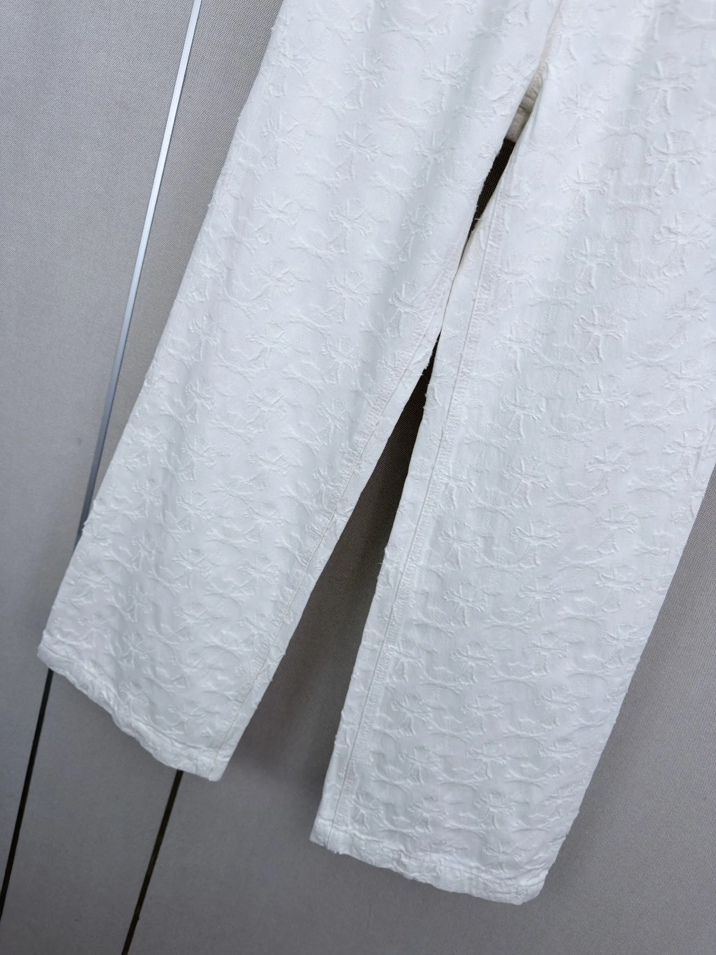 CHROME HEARTS Trousers White S-L A90202609062657 - Image 5